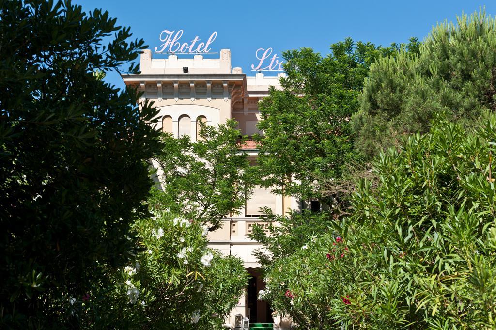 تْشيزيناتيكو Hotel Stresa المظهر الخارجي الصورة